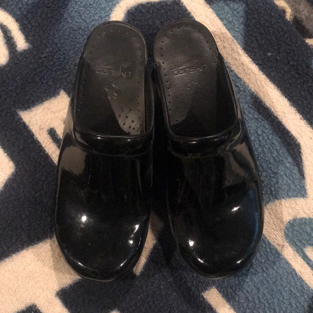 Euc Dansko clogs